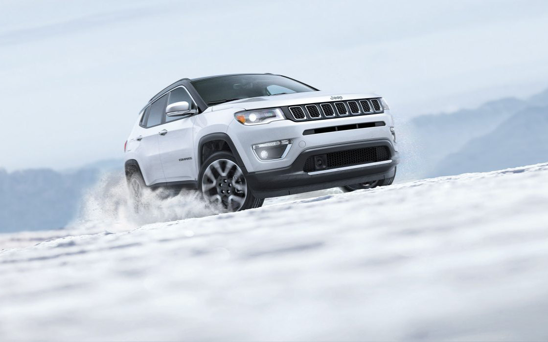 Comparison Jeep Compass Limited 2018 vs Ford Edge Titanium 2018